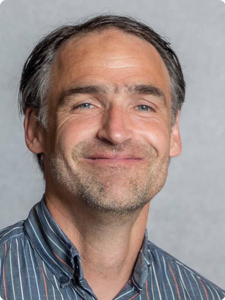 Portrait Dr. Eberhard Hummel